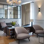 The Foscarini 4*